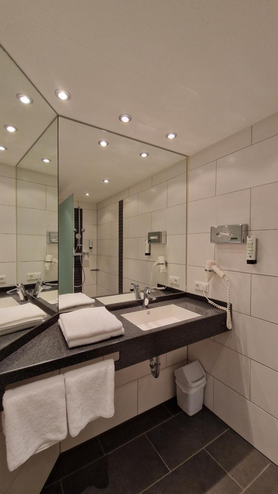 Hotel Sonnenhof Pleinfeld Ngoại thất bức ảnh