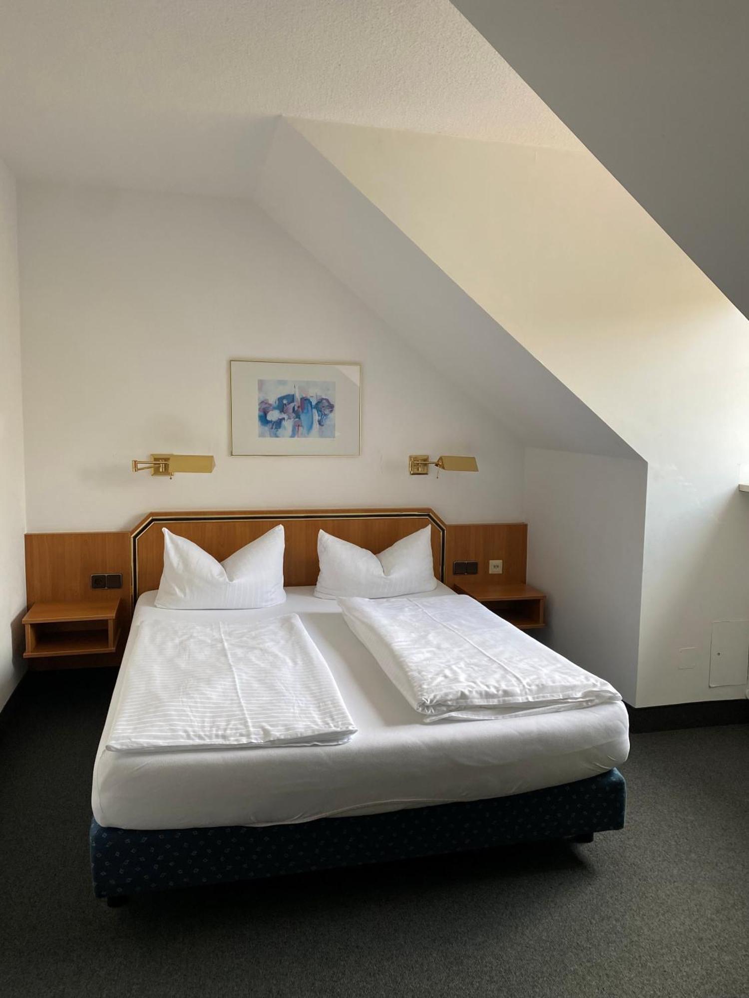 Hotel Sonnenhof Pleinfeld Ngoại thất bức ảnh