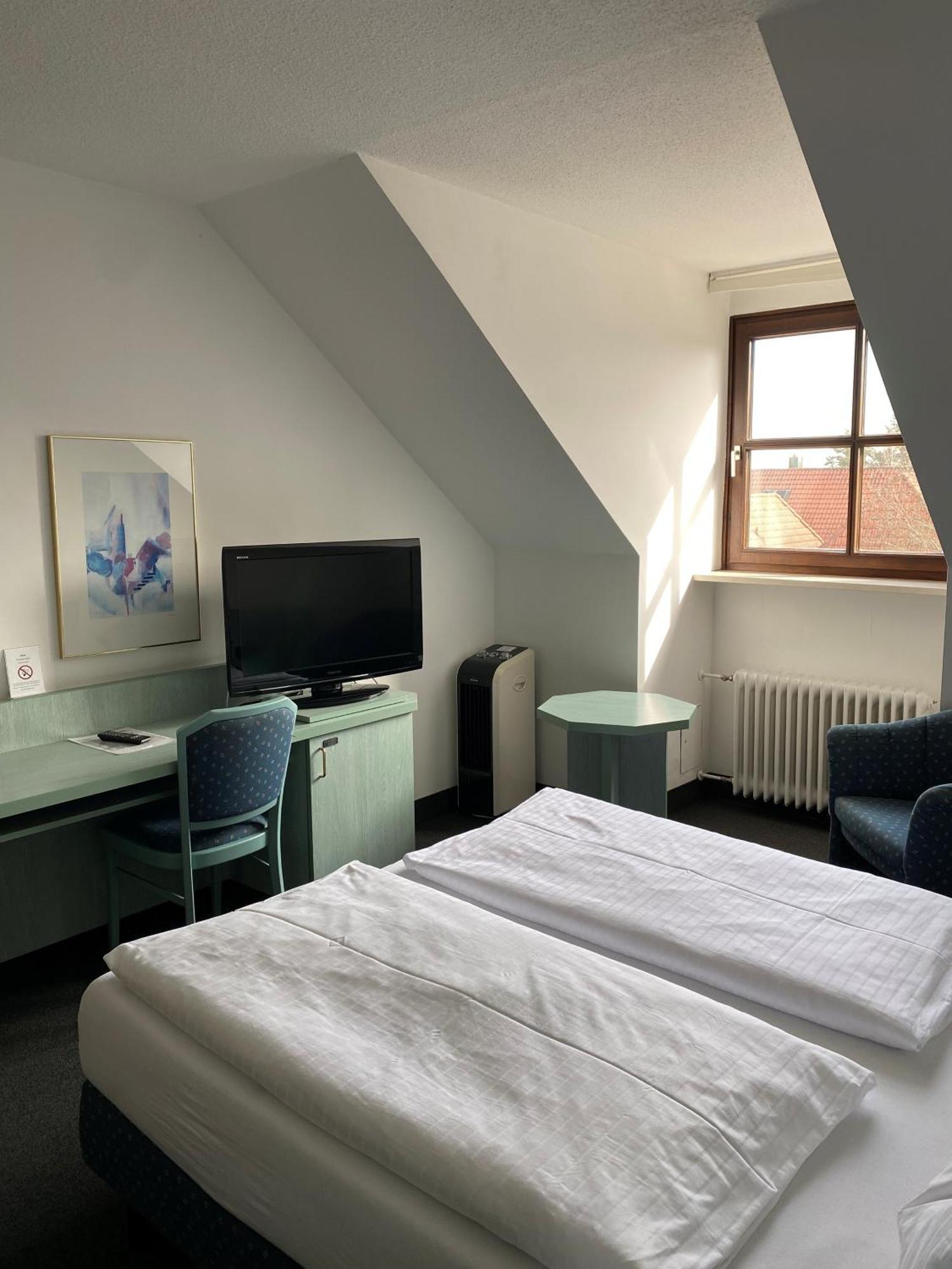 Hotel Sonnenhof Pleinfeld Ngoại thất bức ảnh